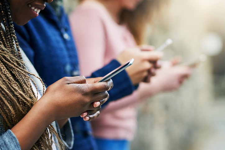 Social networking in the city