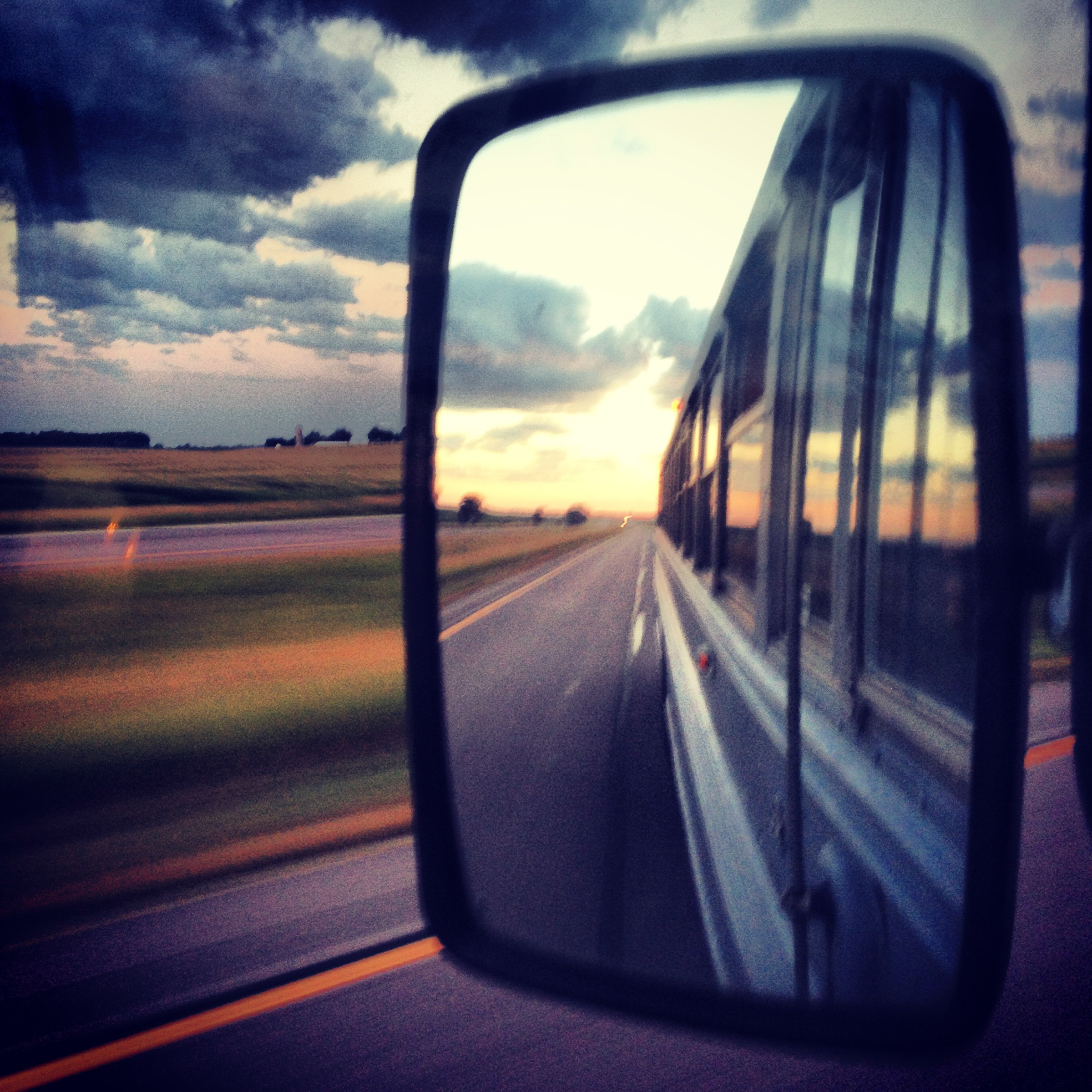 Architect Student Redesigns a School Bus as a Modular Home.