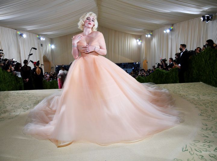 Billie Eilish wearing Oscar De La Renta