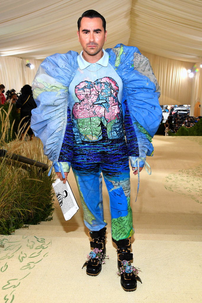 Dan Levy wearing Loewe